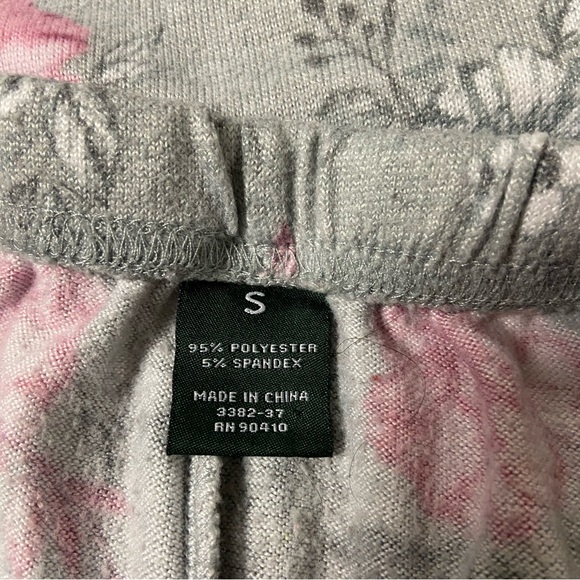 Laura Ashley Ladies Pajama’s two piece set gray/pink Size Small - Picture 3 of 9